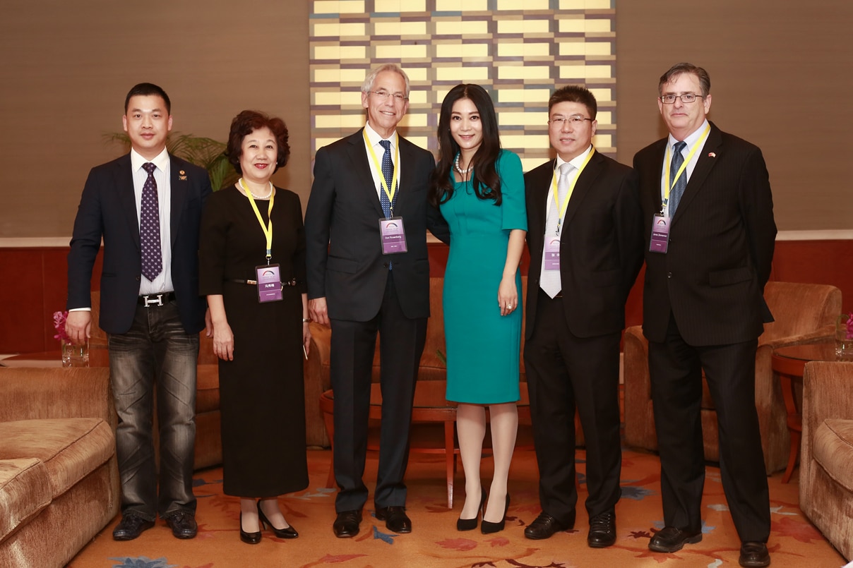 (From Left to Right) Zhiping Lin, “Lin Zhiping Foundation”, Founder/Chairman; GOLDEN ESTATE CO.，LTD , Chairman of Board; Xiumei Feng, All China Lawyers Association, Deputy Secretary General; Donald J. Rosenberg , Qualcomm Wireless Communication Technologies Limited, Executive Vice President, General Counsel and Corporate Secretary; Angel Yingjun Wang, CILACEC, Chairperson; Hua Zhang, SASAC Policy and Regulation Bureau, Vice Director; James M. Zimmerman, AmCham China, Chairman