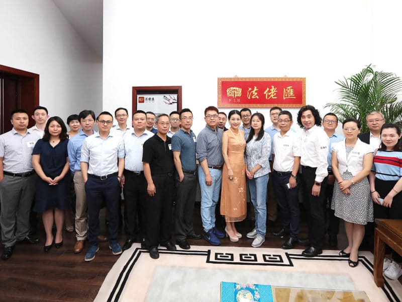 “采菊东篱下，悠然见南山。”法总如何看待职业转型后的人生